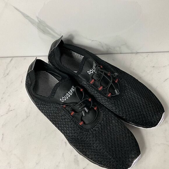 DOUSSPRT Water Shoes - Picture 2 of 6